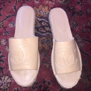 Women’s sandals tan color